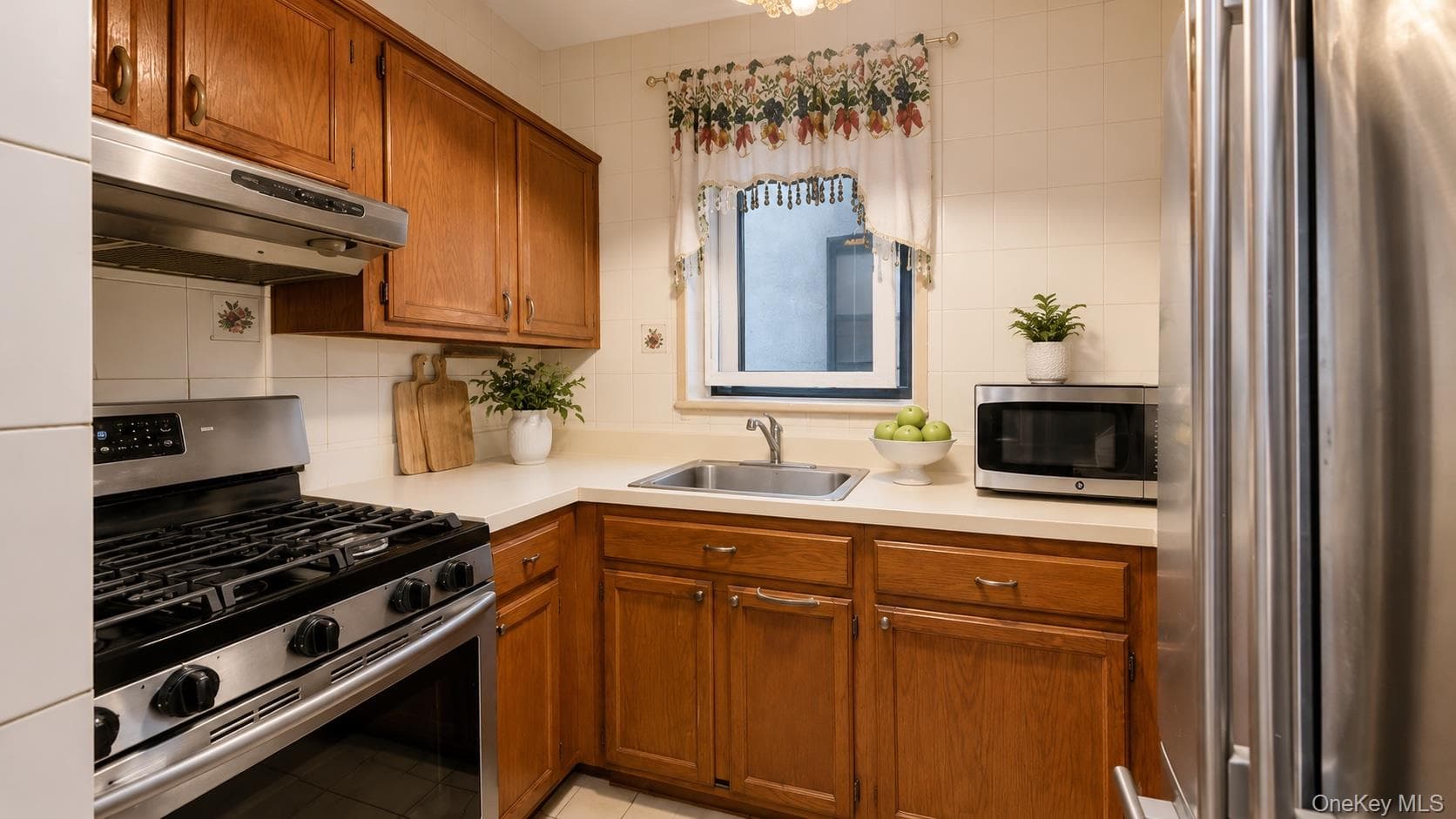 827 Fox Street Unit: 3A thumbnail 5