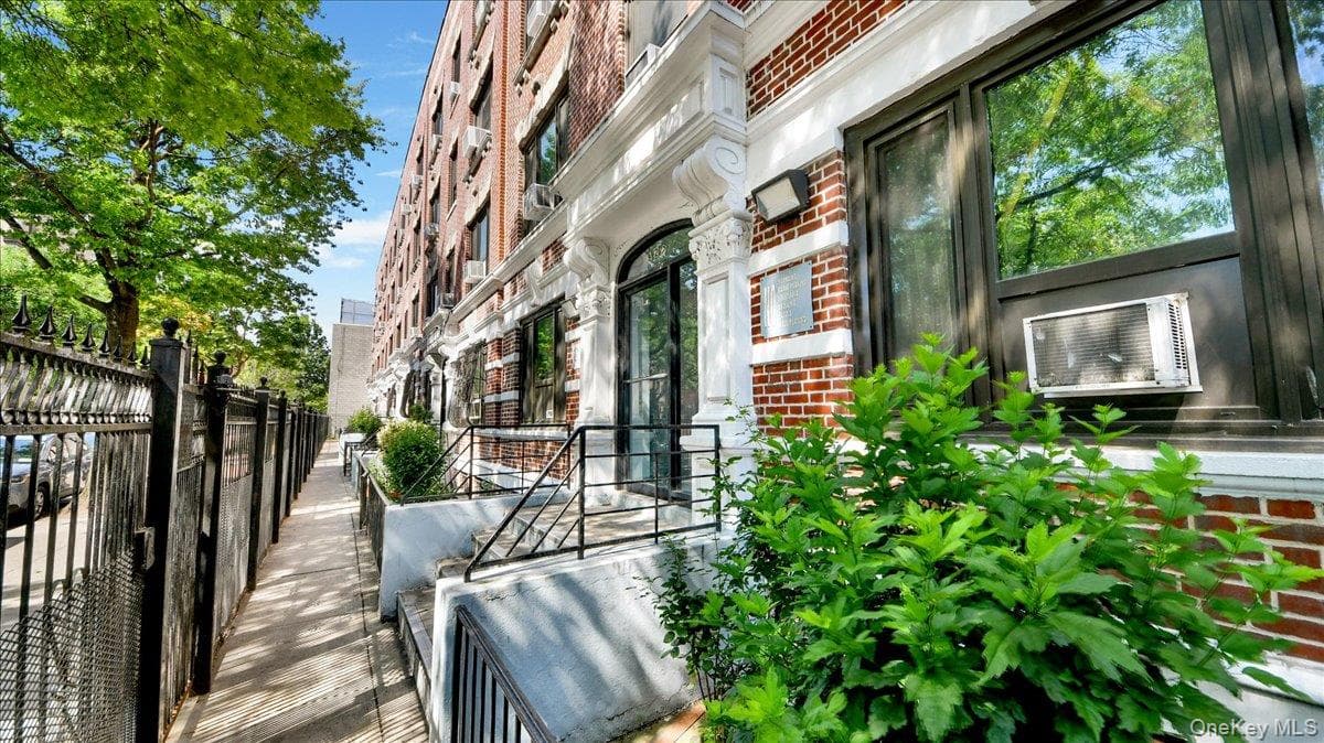 827 Fox Street Unit: 3A thumbnail 10