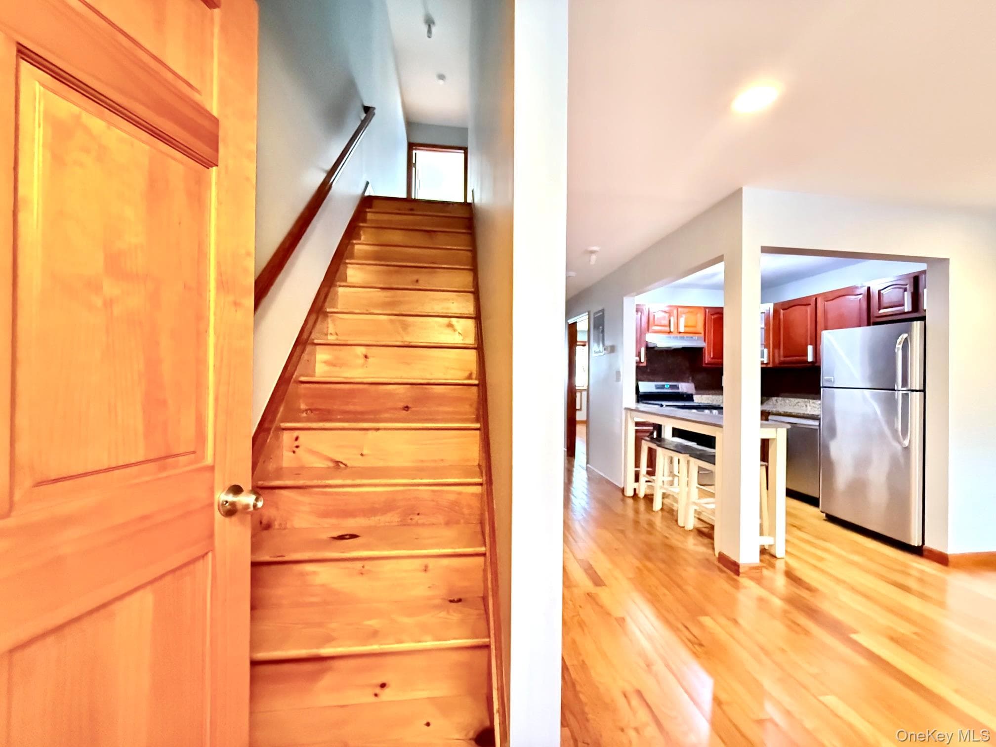 6542 Metropolitan Avenue thumbnail 11