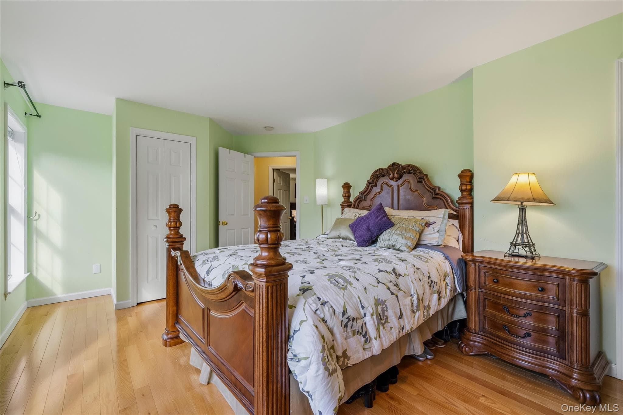 6 E Shore Road thumbnail 25