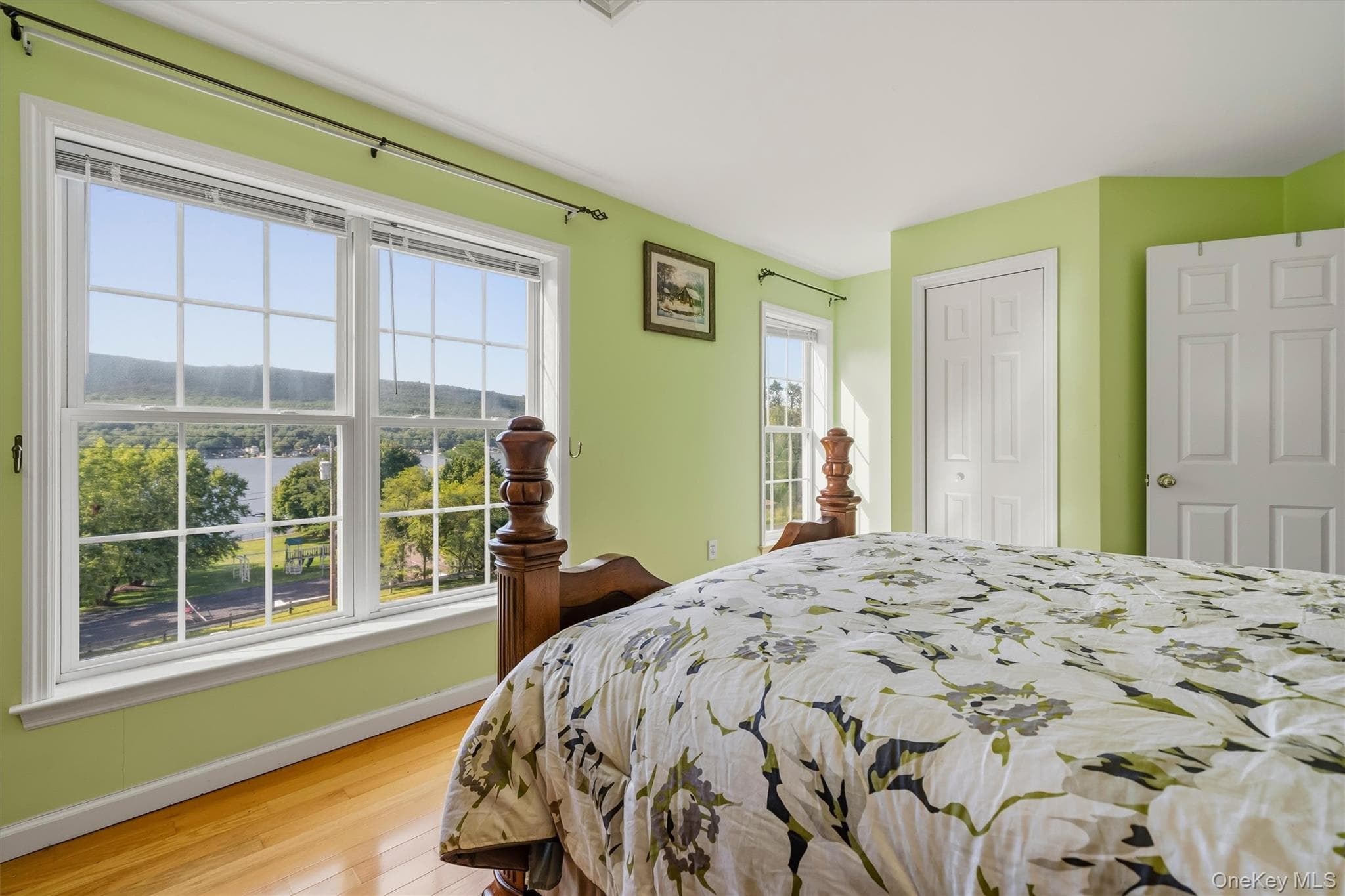 6 E Shore Road thumbnail 26
