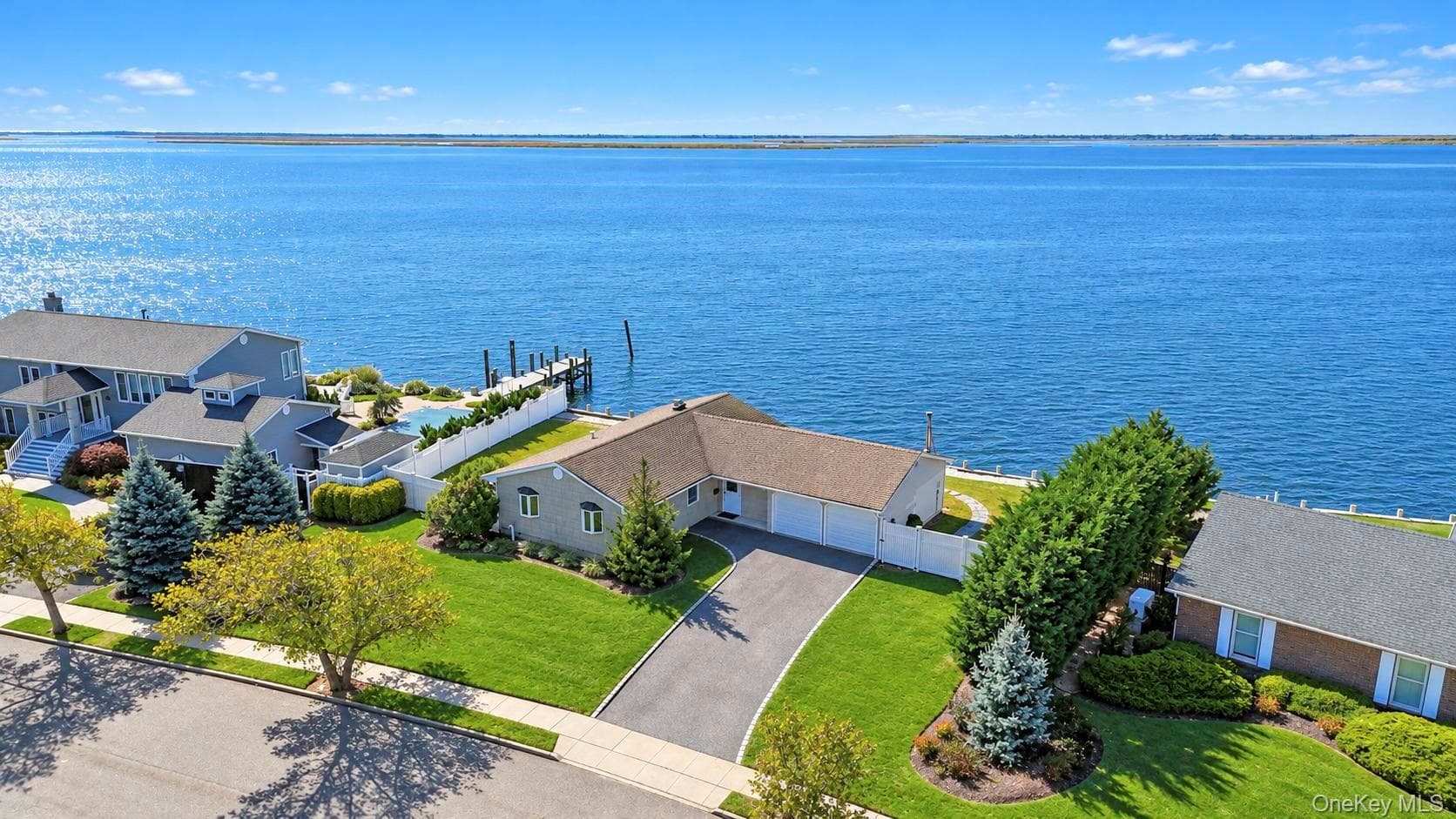 41 Shore Drive thumbnail 15
