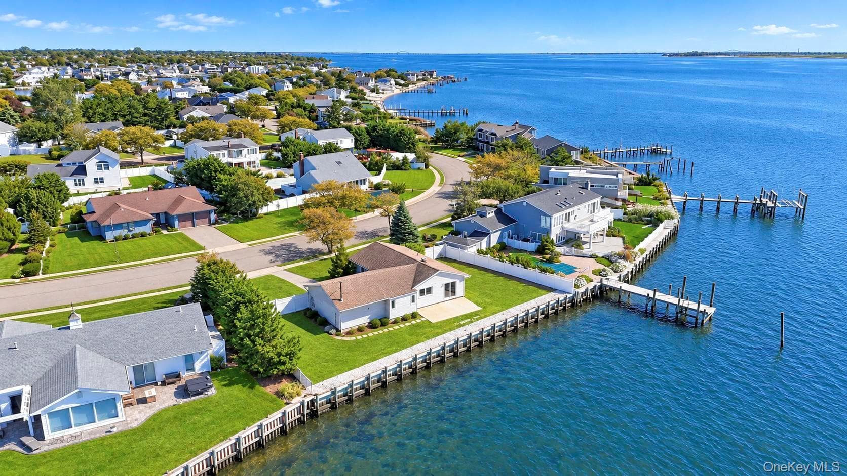 41 Shore Drive thumbnail 20