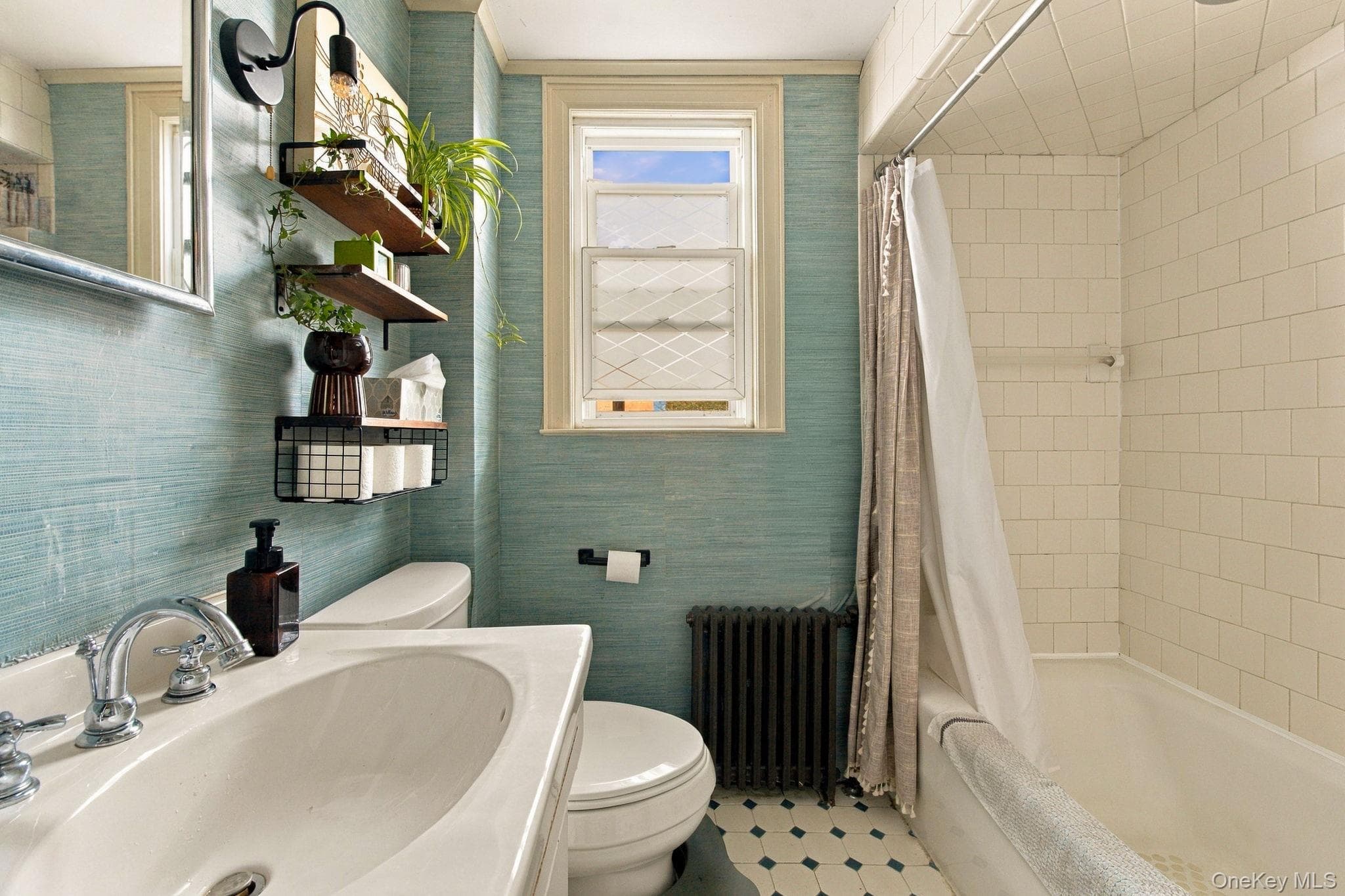 209 Gidney Avenue thumbnail 14