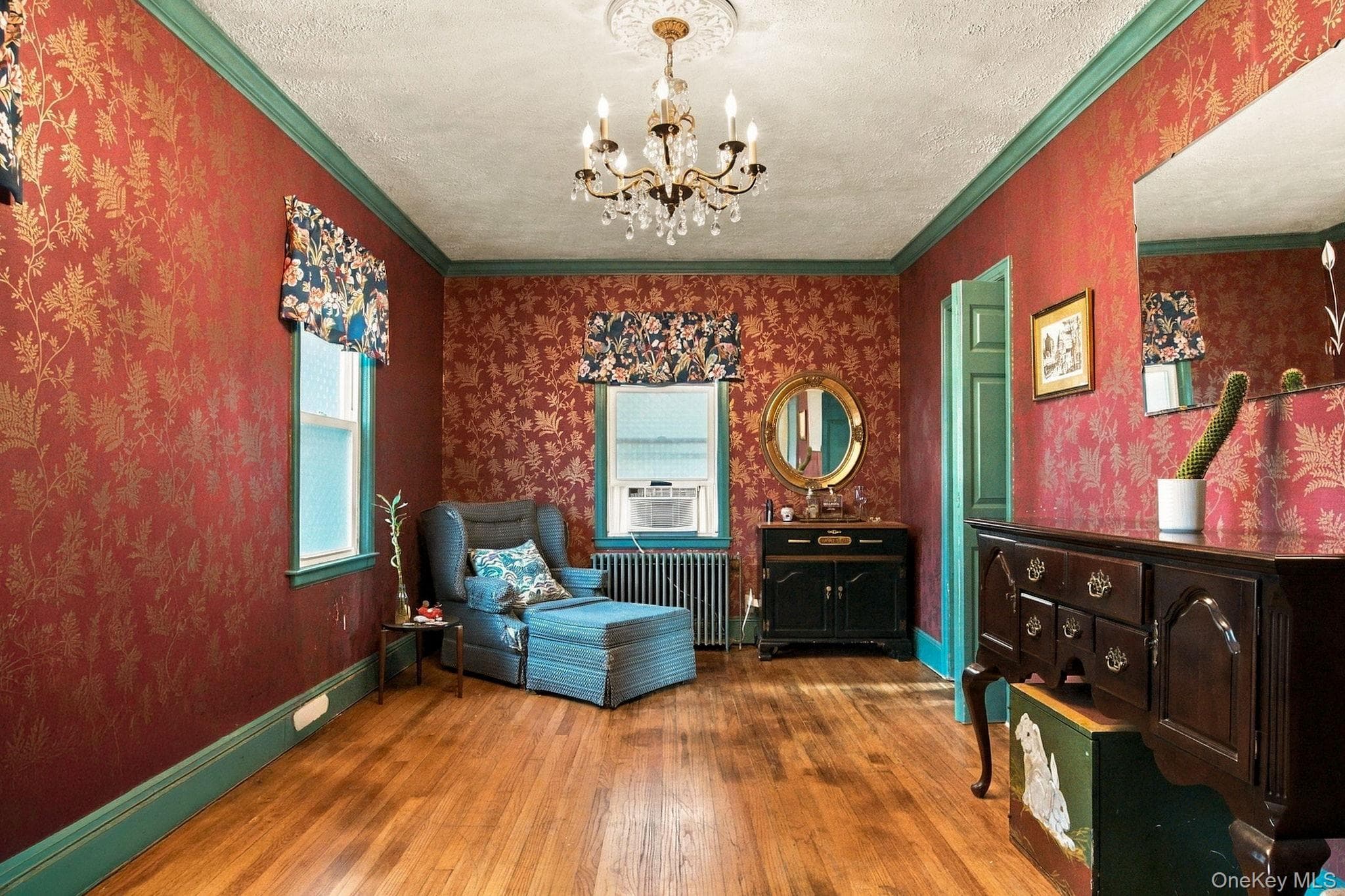 209 Gidney Avenue thumbnail 9