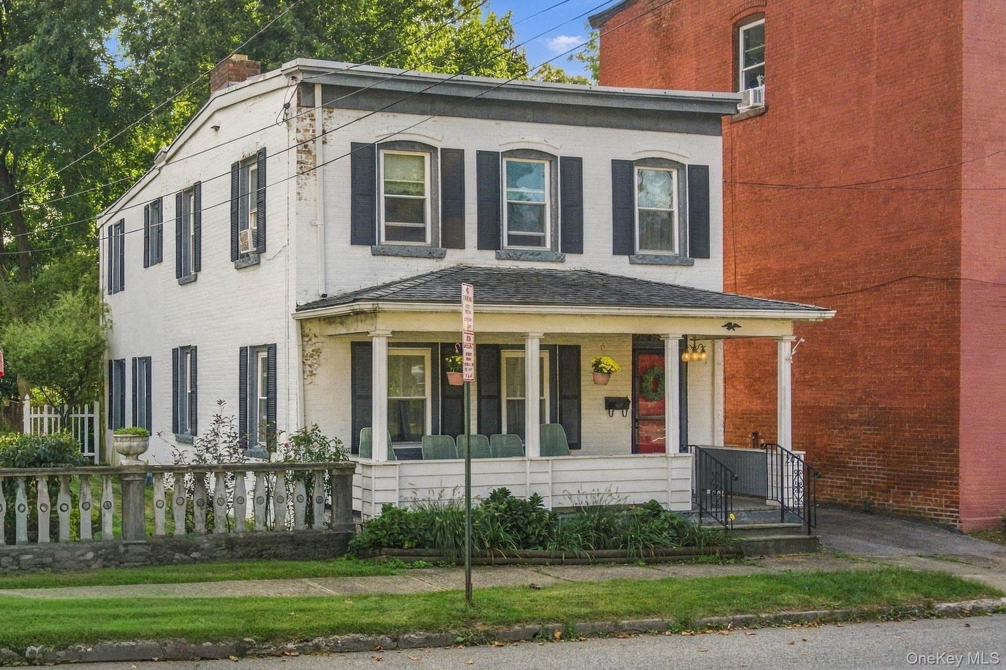 209 Gidney Avenue thumbnail 2