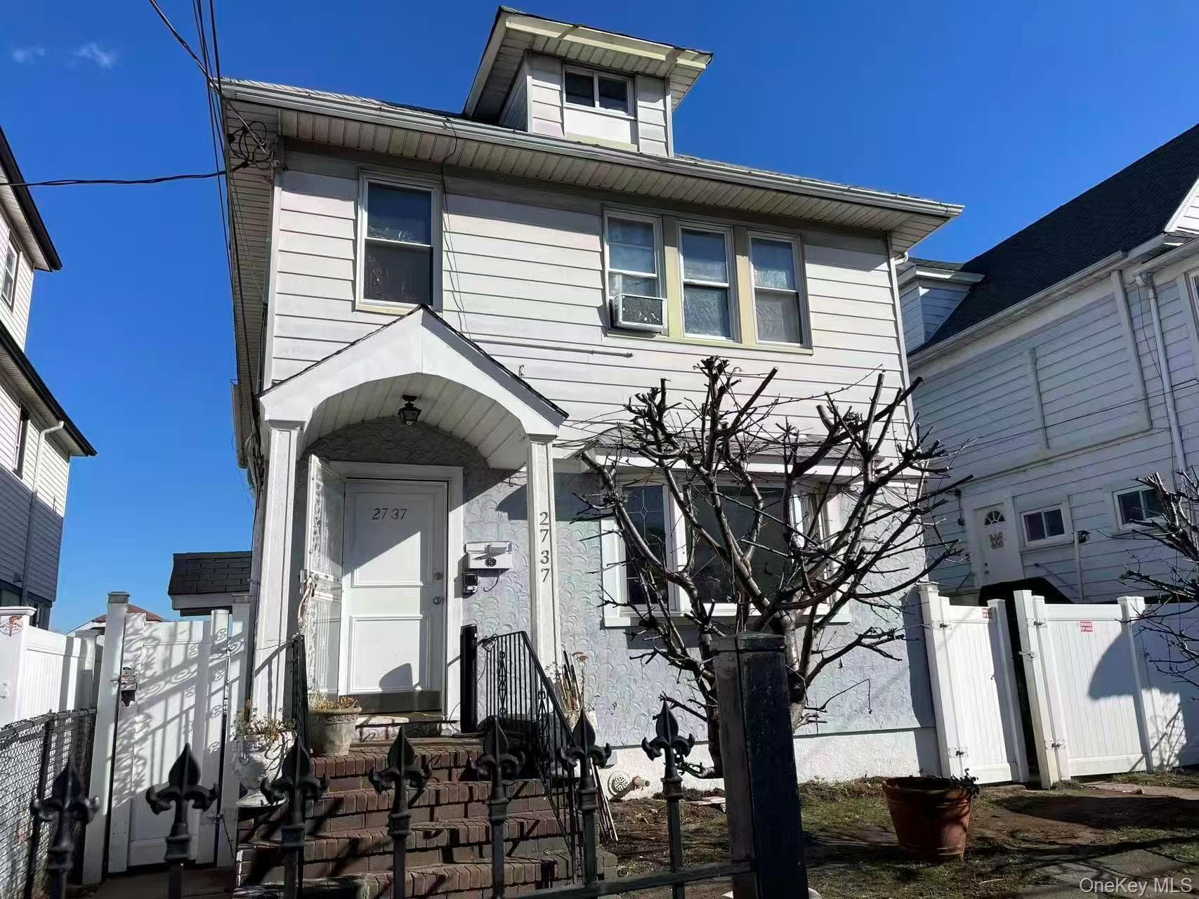 27-37 Curtis Street, East Elmhurst