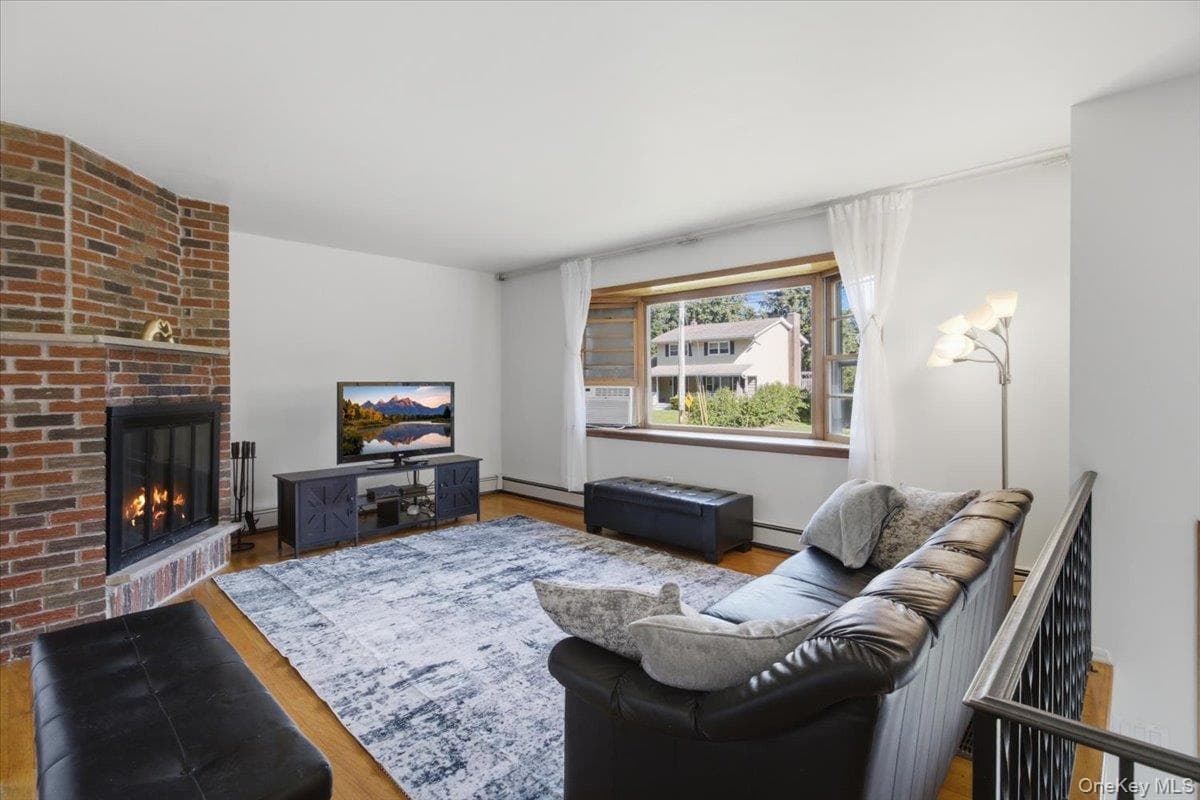 66 Lamb Avenue thumbnail 11