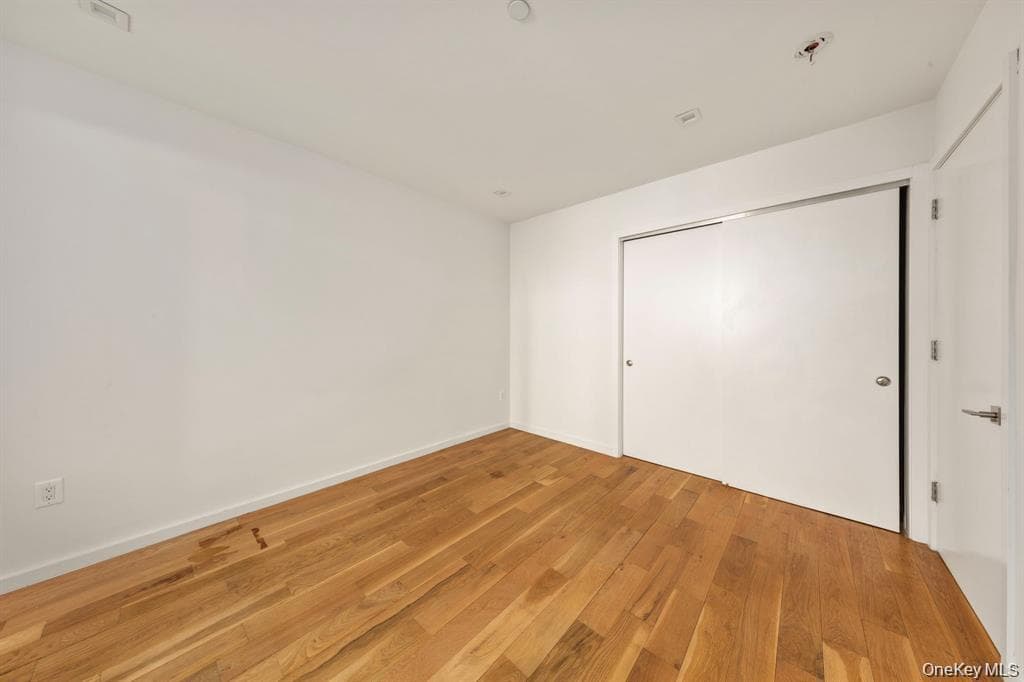 311 Hart Street Unit: 1B thumbnail 11