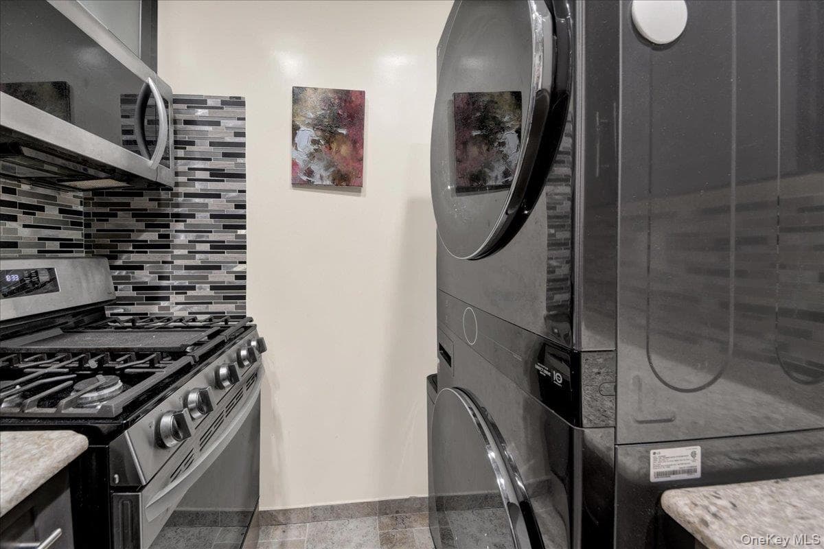 1200 Woodycrest Avenue Unit: 1H thumbnail 11