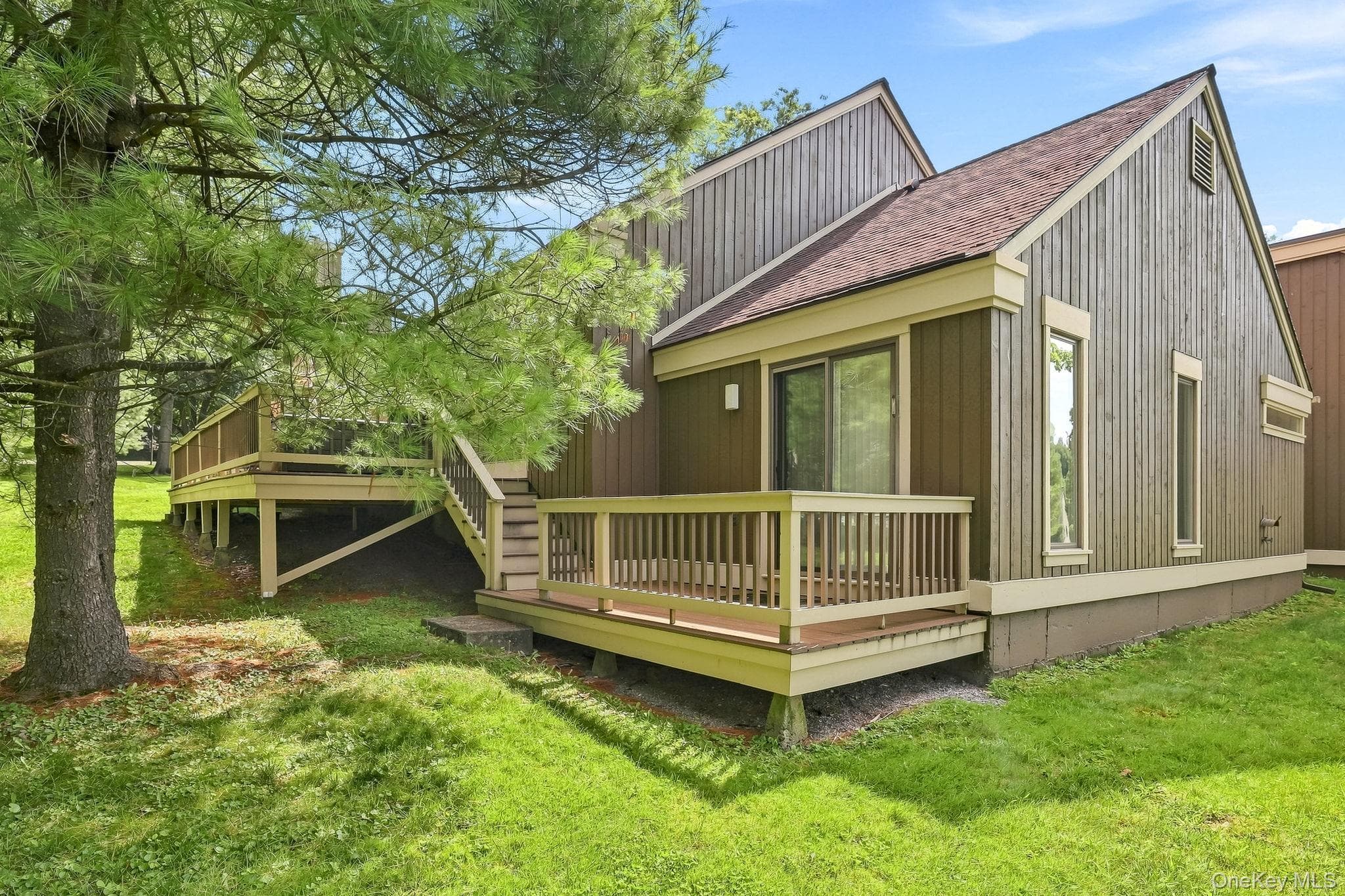 590 Heritage Hills Unit: B thumbnail 23