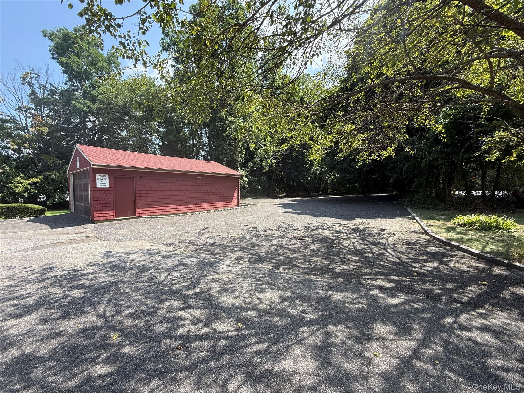 2566 Middle Country Road thumbnail 11