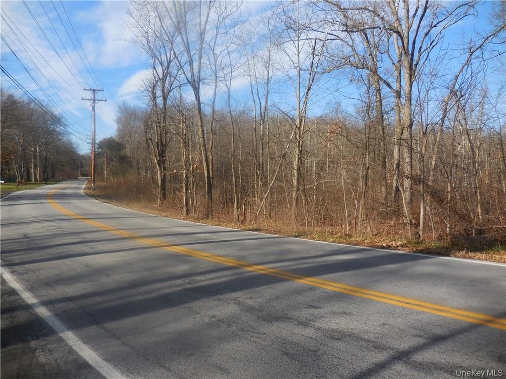 Lakeside Road thumbnail 16