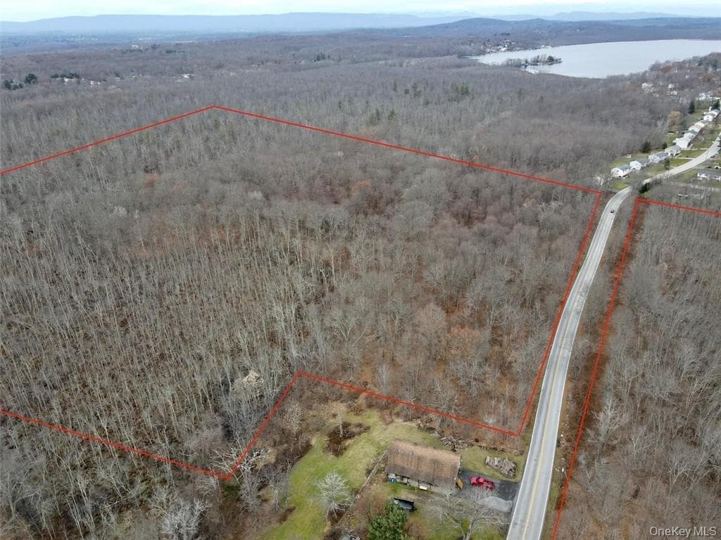 Lakeside Road photo 1