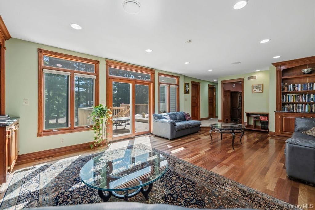 10 Rockingham Road thumbnail 23