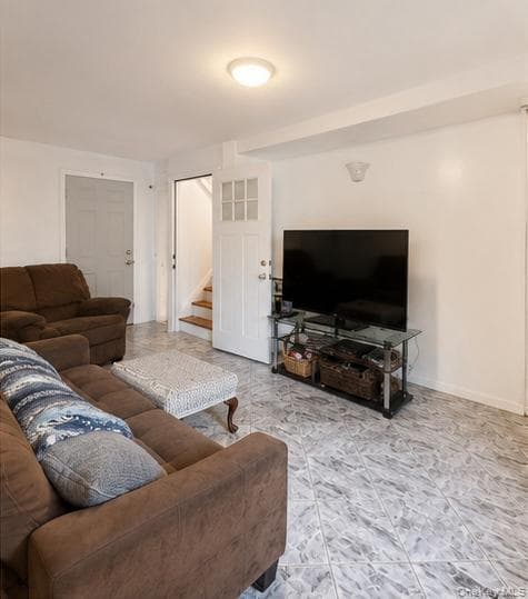 224 New Hyde Park Road thumbnail 15