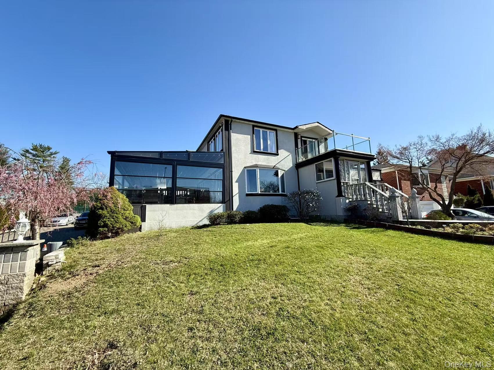 215-48 24th Avenue thumbnail 30