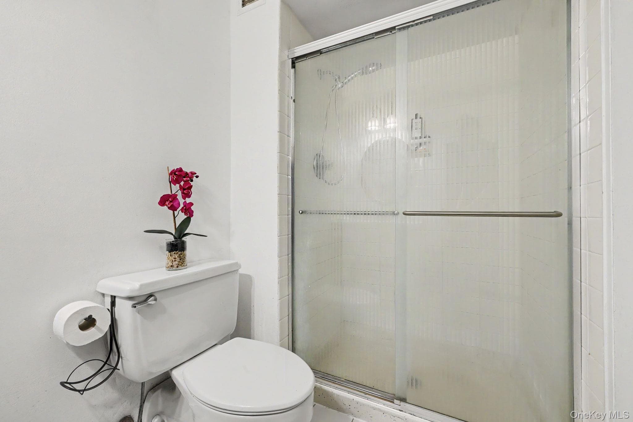 500 High Point Drive Unit: 810 thumbnail 25