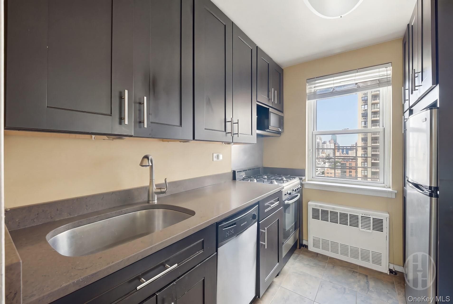 333 East 79th Street ST Unit: 18T thumbnail 4