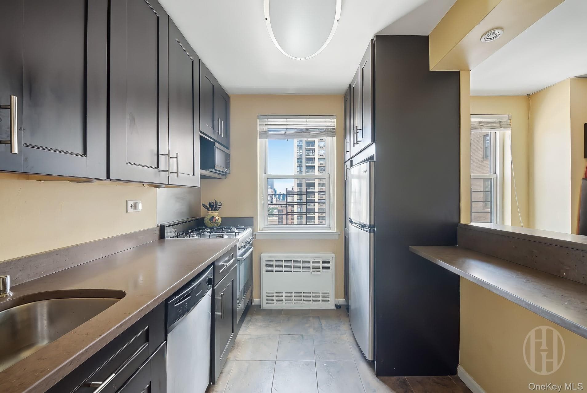 333 East 79th Street ST Unit: 18T thumbnail 3