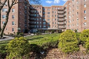 84-50 169th Street Unit: 418, Jamaica Hills