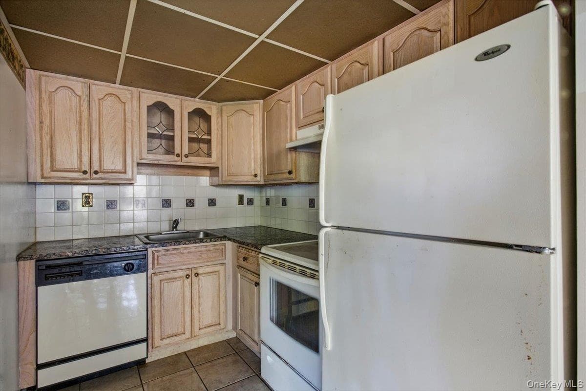 150 Overlook Avenue Unit: 1P thumbnail 9