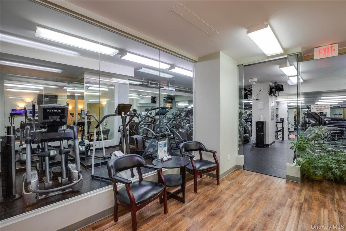 17-85 215 Street Unit: 5L thumbnail 24