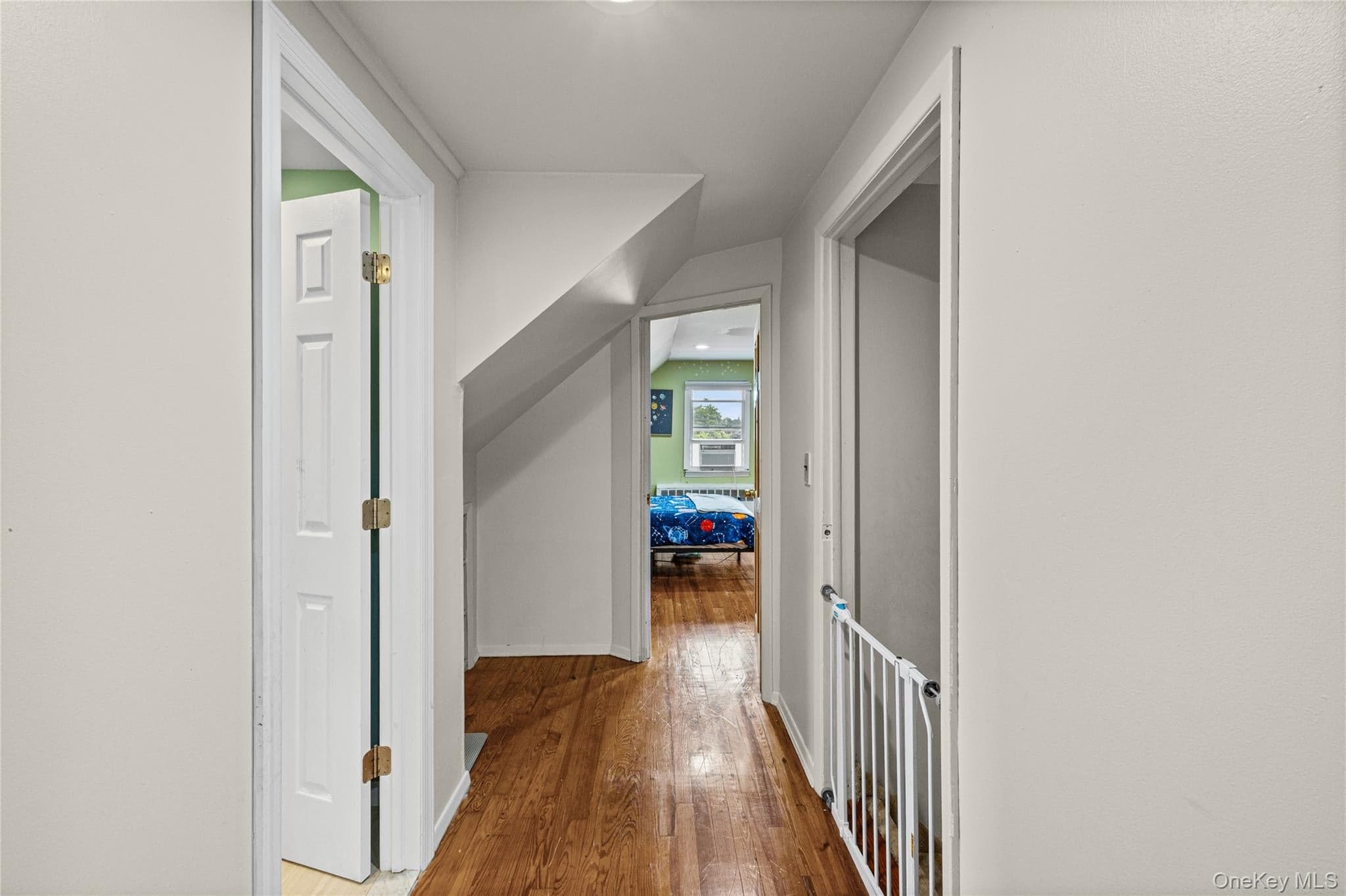 328 1st Avenue thumbnail 27