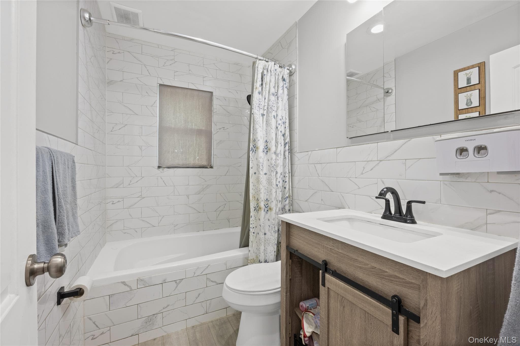 328 1st Avenue thumbnail 23