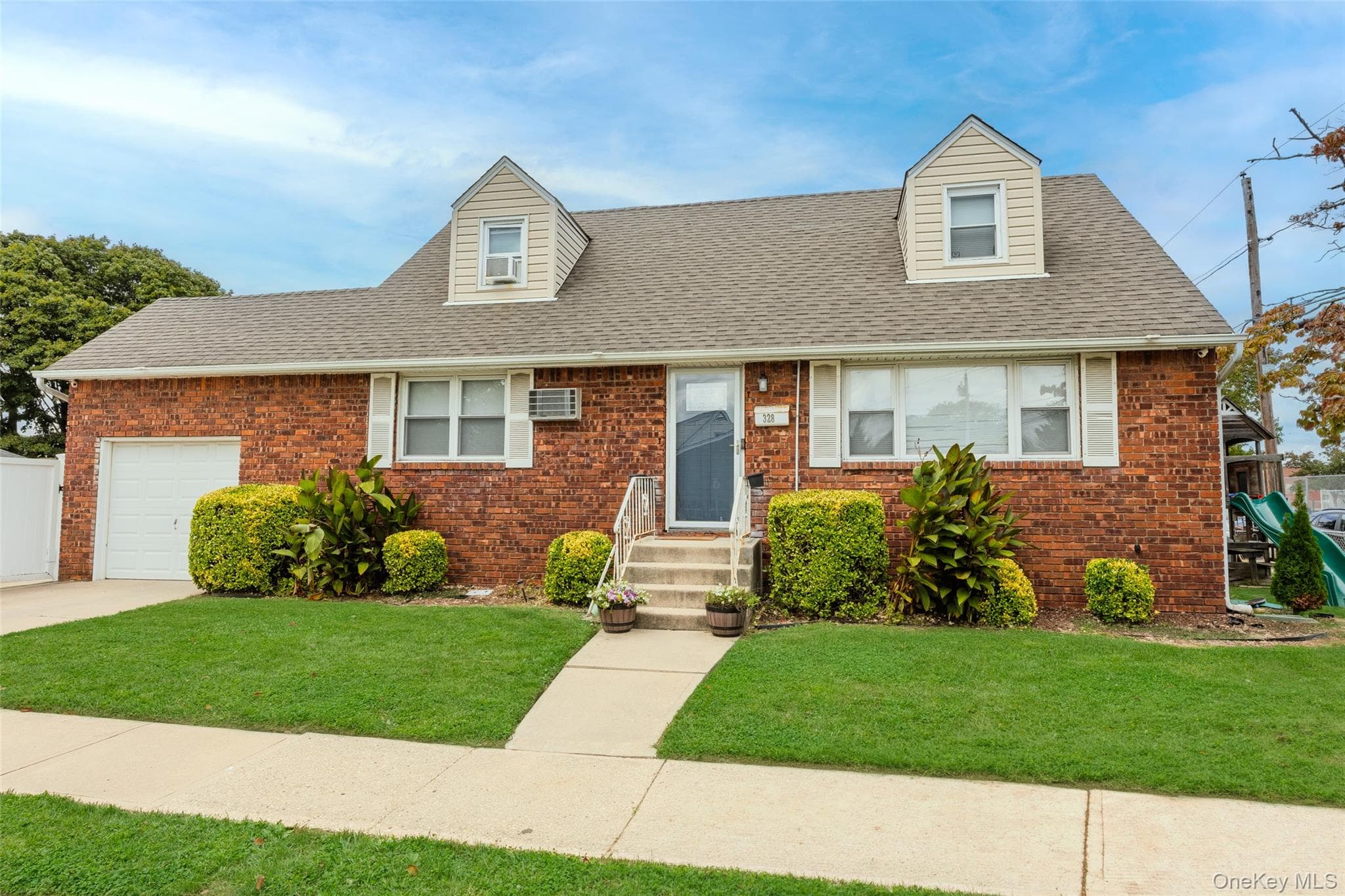 328 1st Avenue thumbnail 2