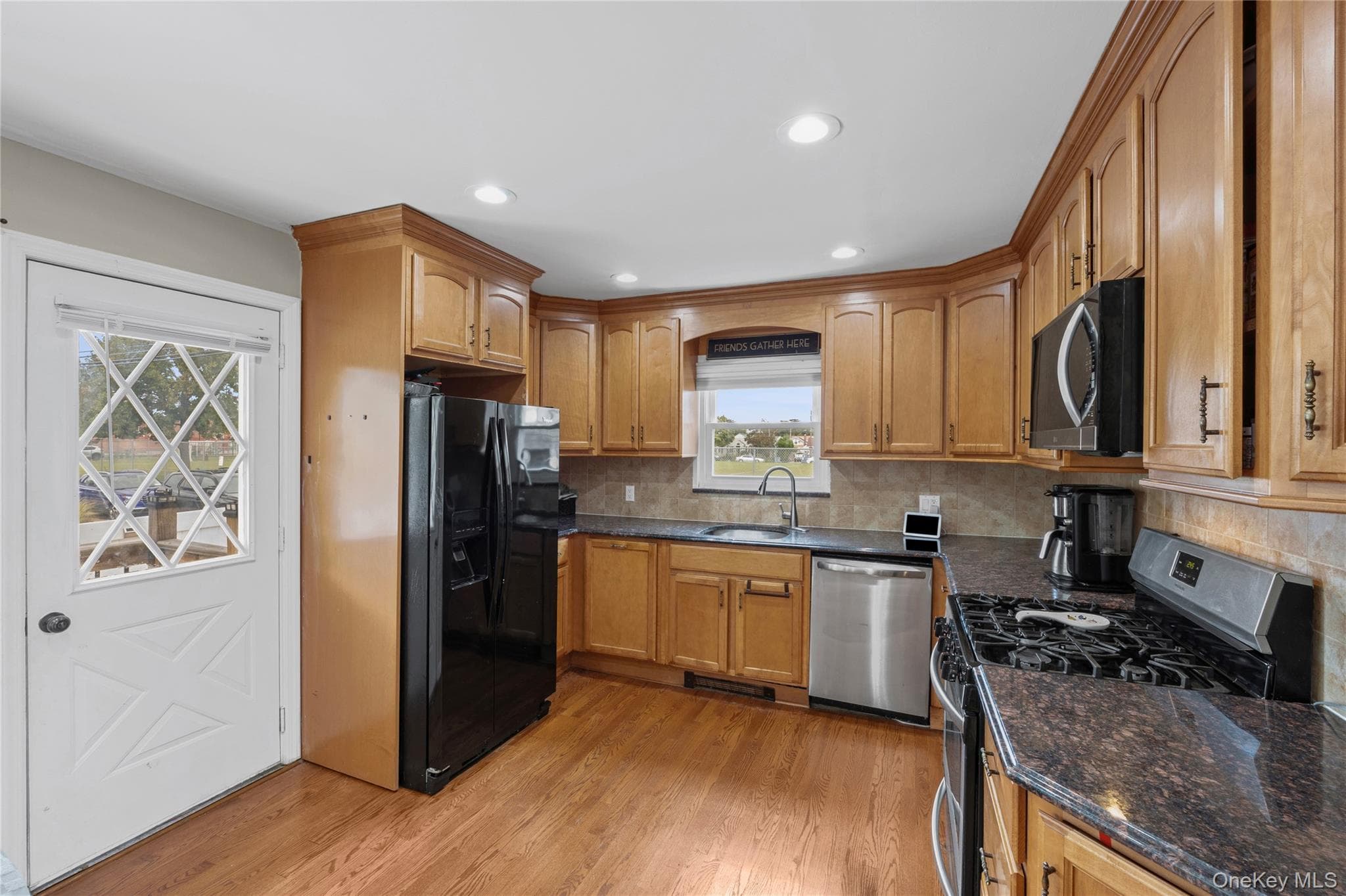 328 1st Avenue thumbnail 12