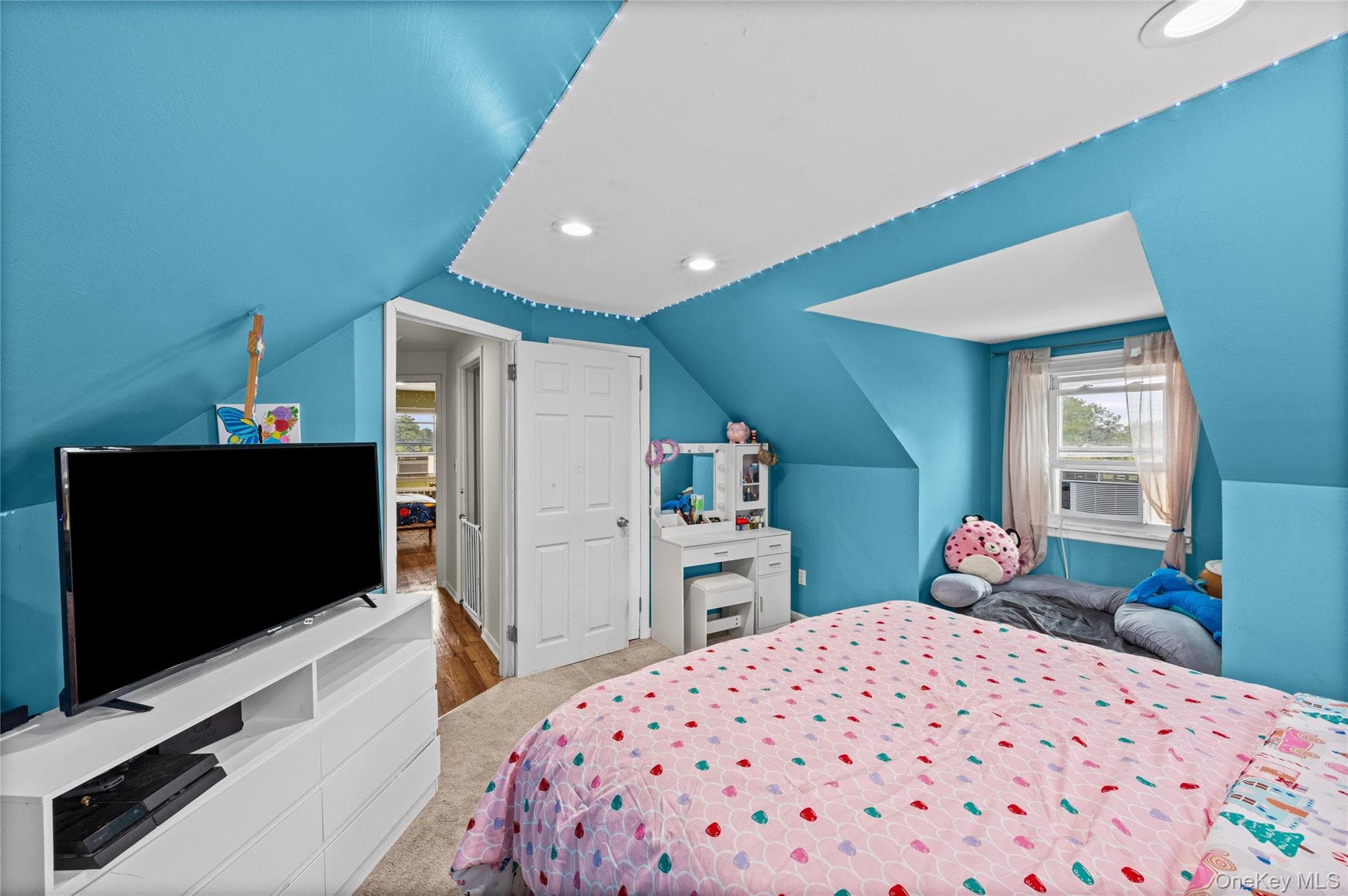 328 1st Avenue thumbnail 25
