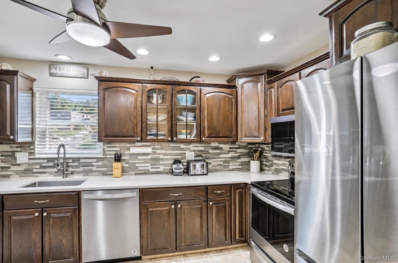 20 Crescent Drive Unit: 79 thumbnail 3