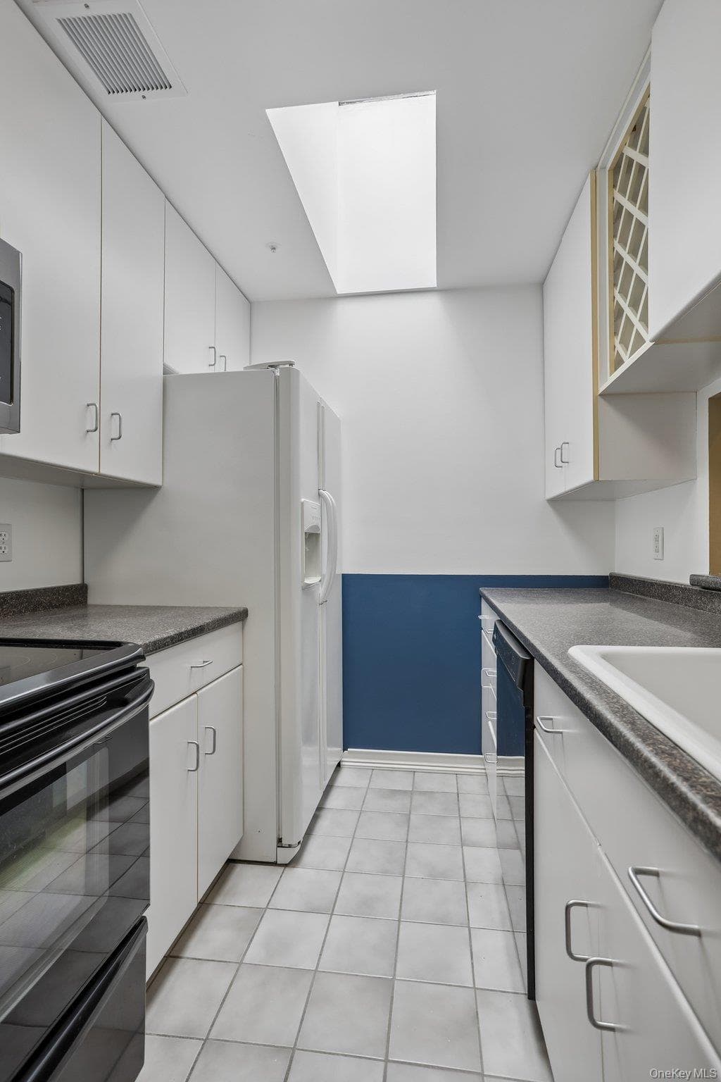 500 Pondside Drive Unit: 4L thumbnail 6