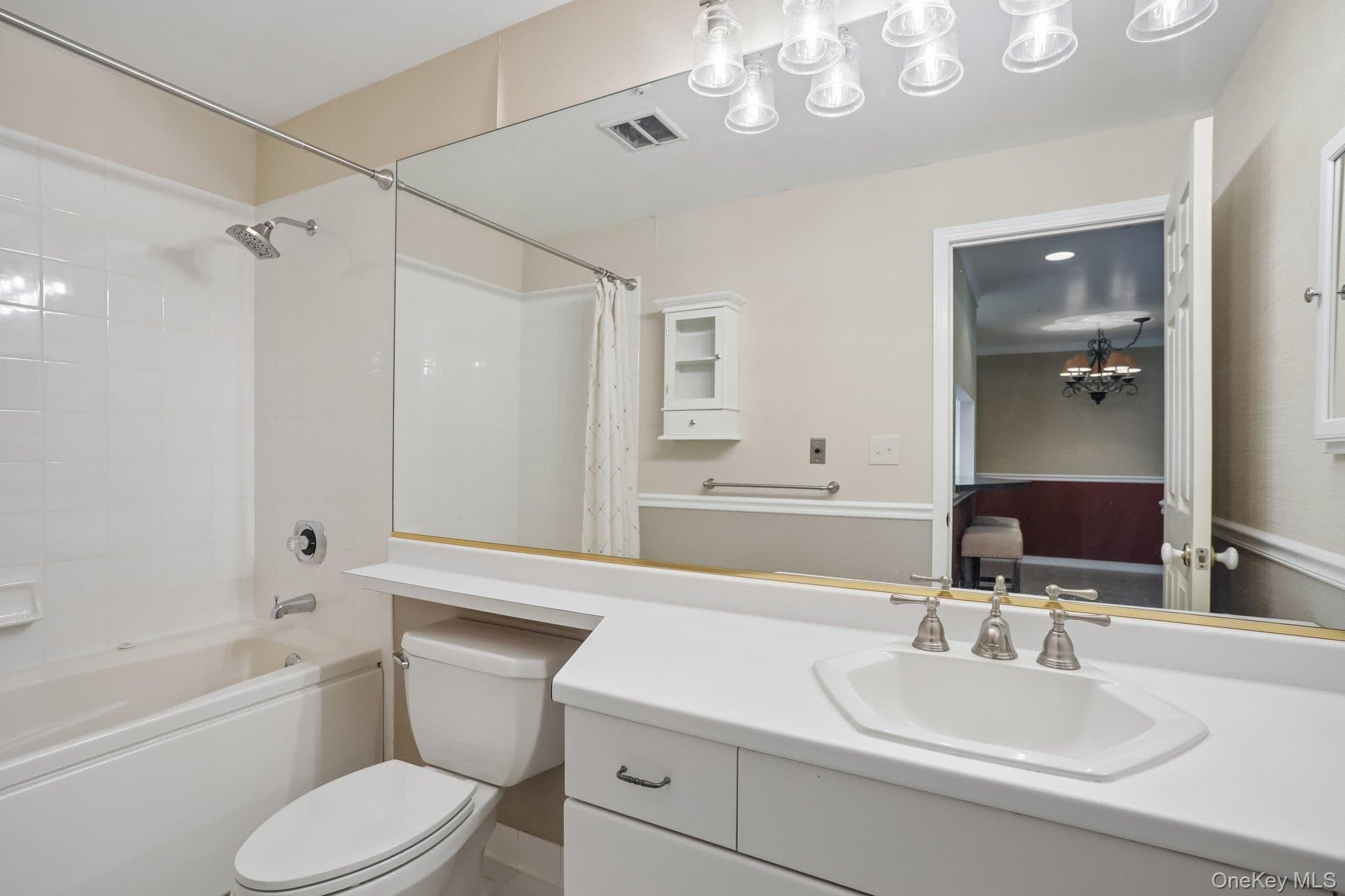 500 Pondside Drive Unit: 4L thumbnail 9
