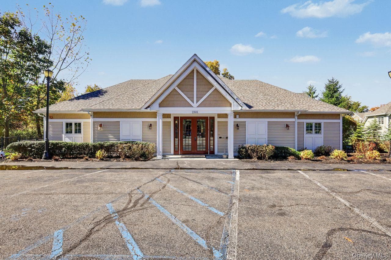 2329 Depeyster Drive thumbnail 35