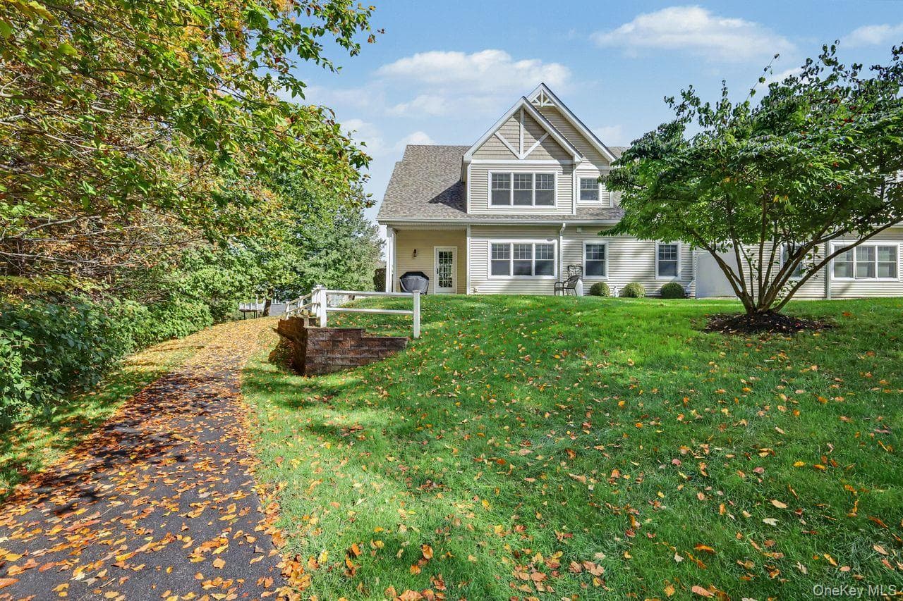 2329 Depeyster Drive thumbnail 34