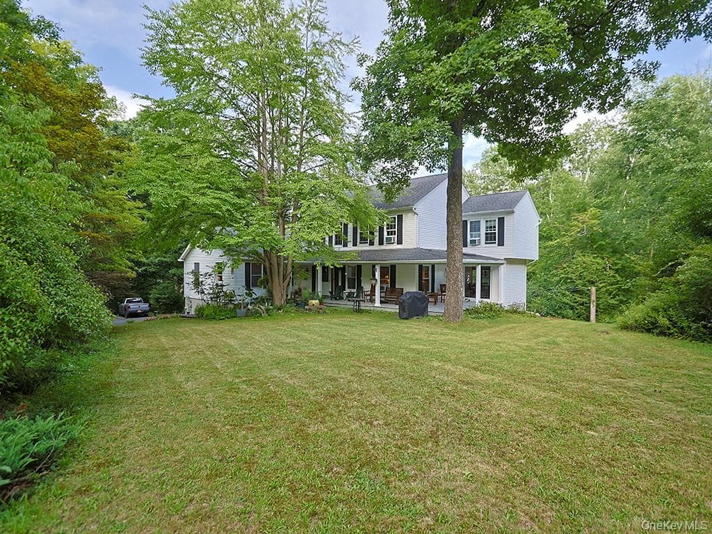 1215 Route 211, Middletown