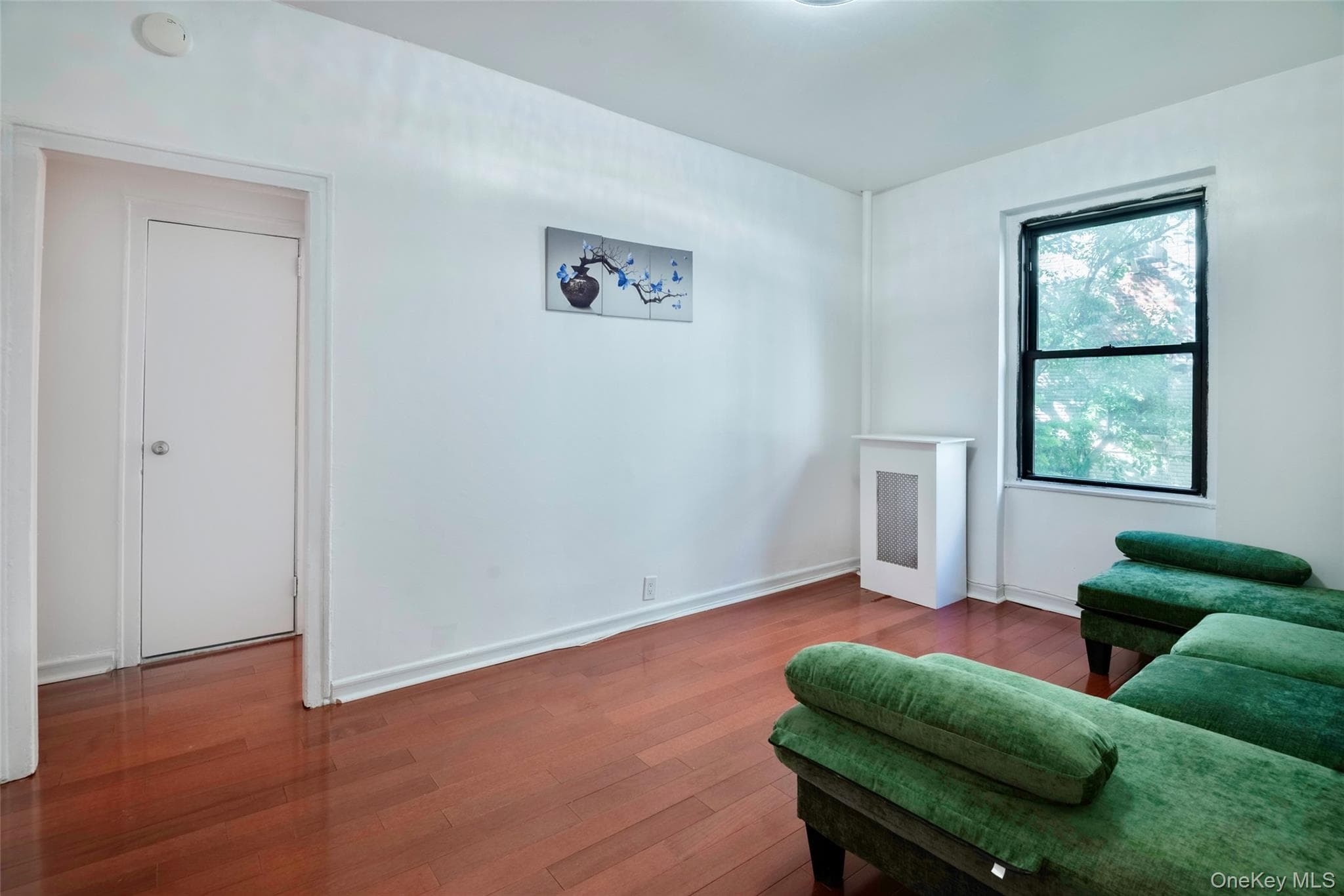21-77 33rd Street Unit: 2A thumbnail 3