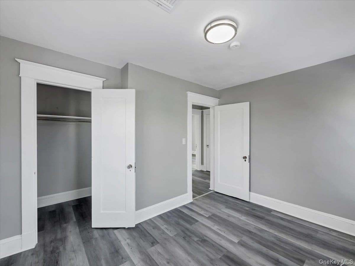 39 Westside Avenue thumbnail 11