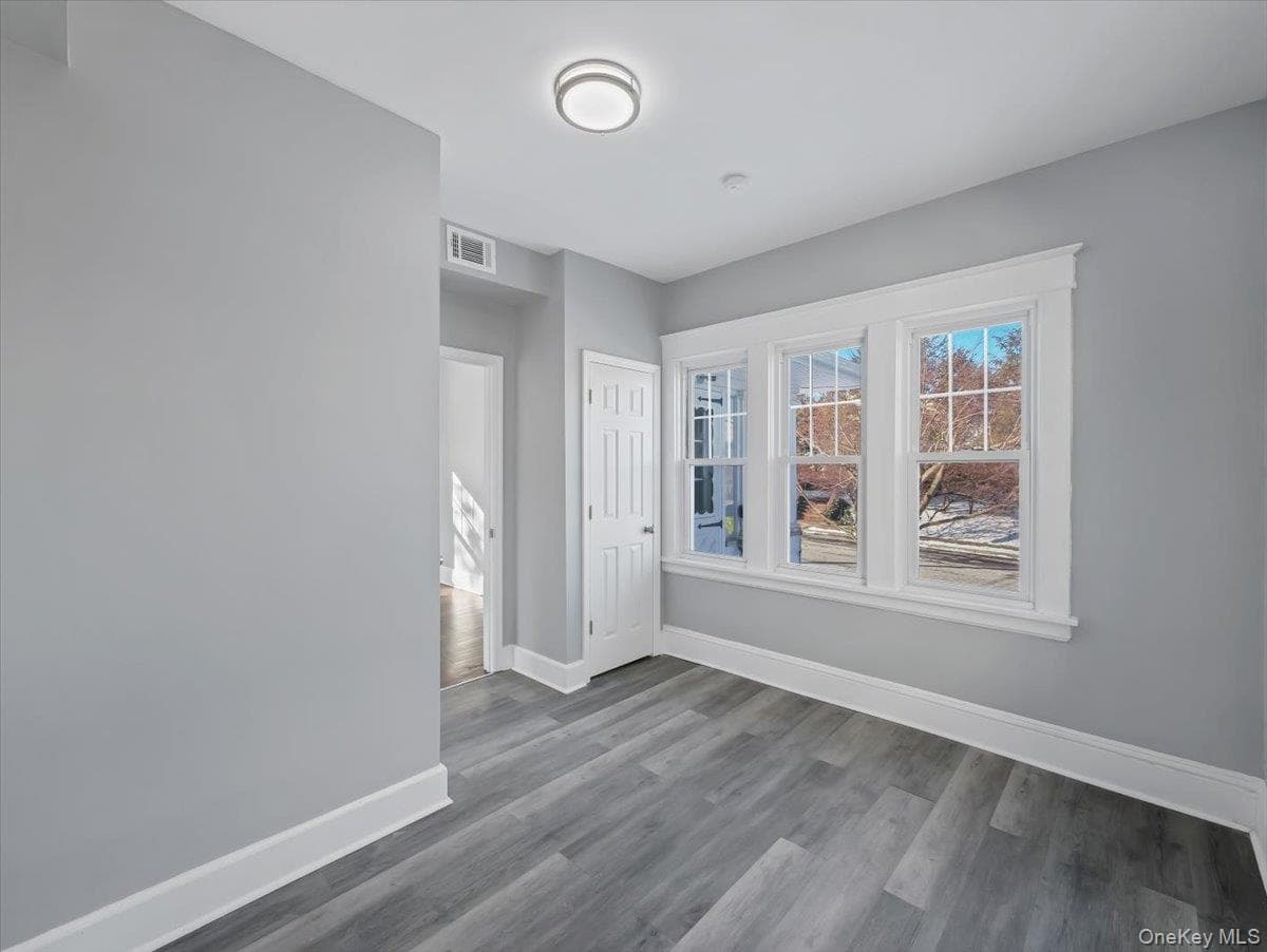 39 Westside Avenue thumbnail 6