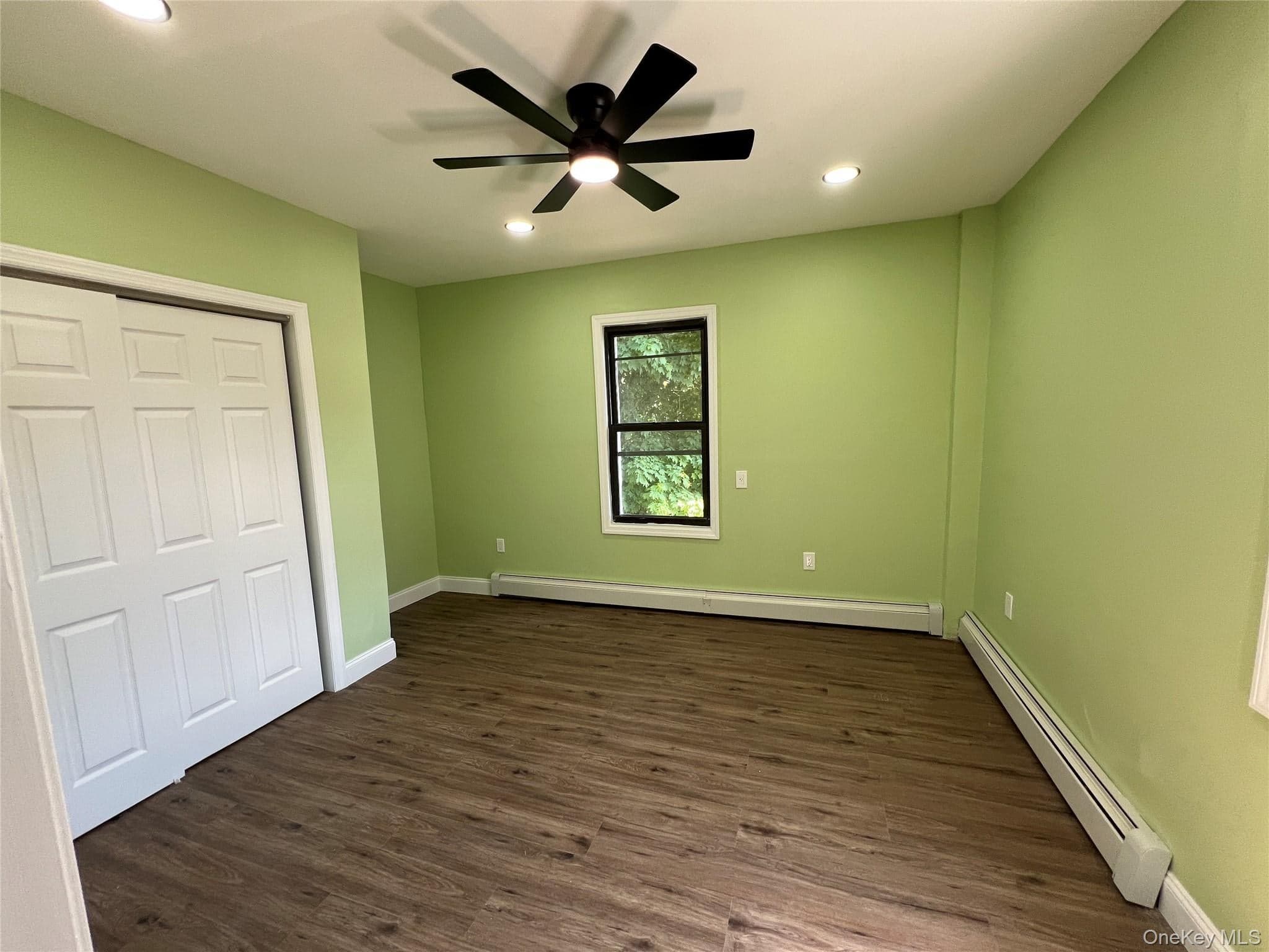2854 Briggs Avenue thumbnail 13