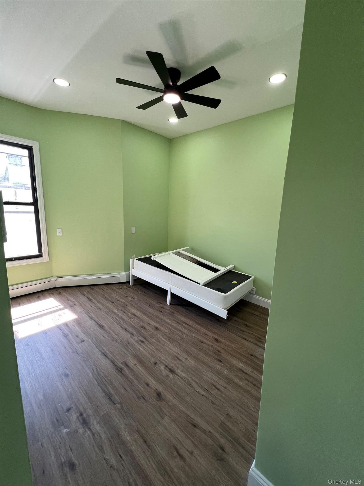 2854 Briggs Avenue thumbnail 10
