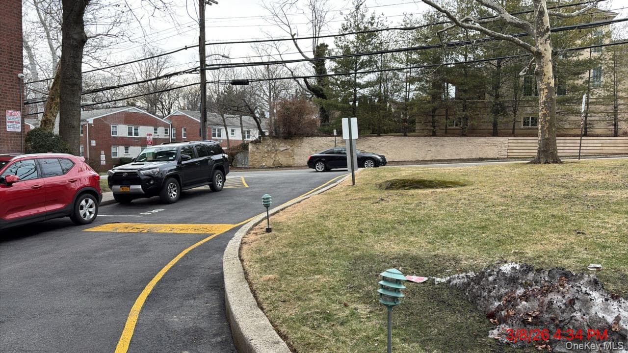 640 Pelham Road Unit: 6F thumbnail 3