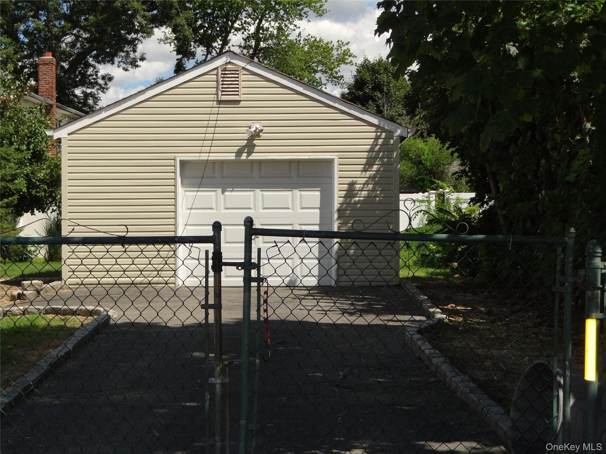 272 12th Avenue thumbnail 4