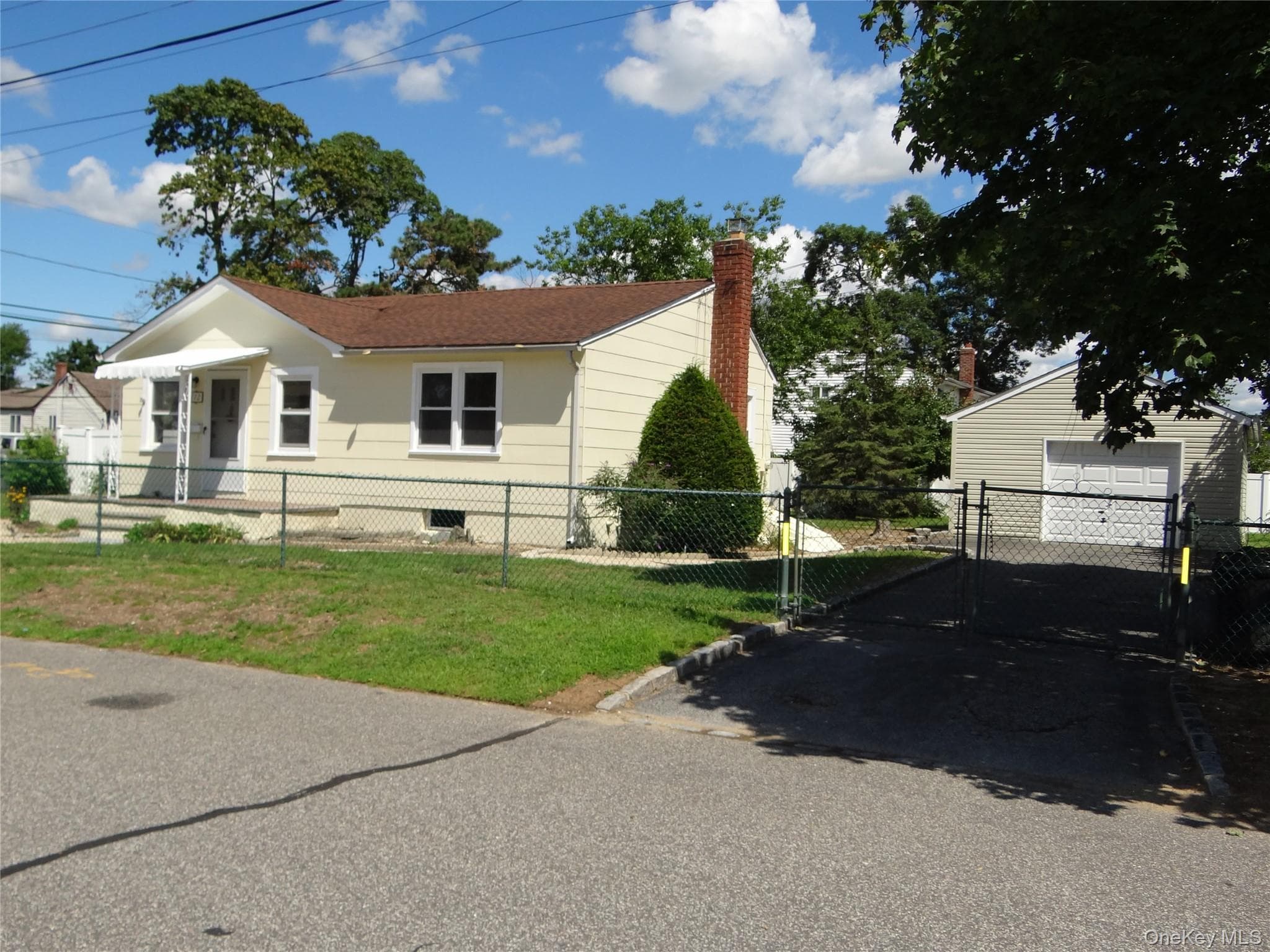 272 12th Avenue, West Babylon