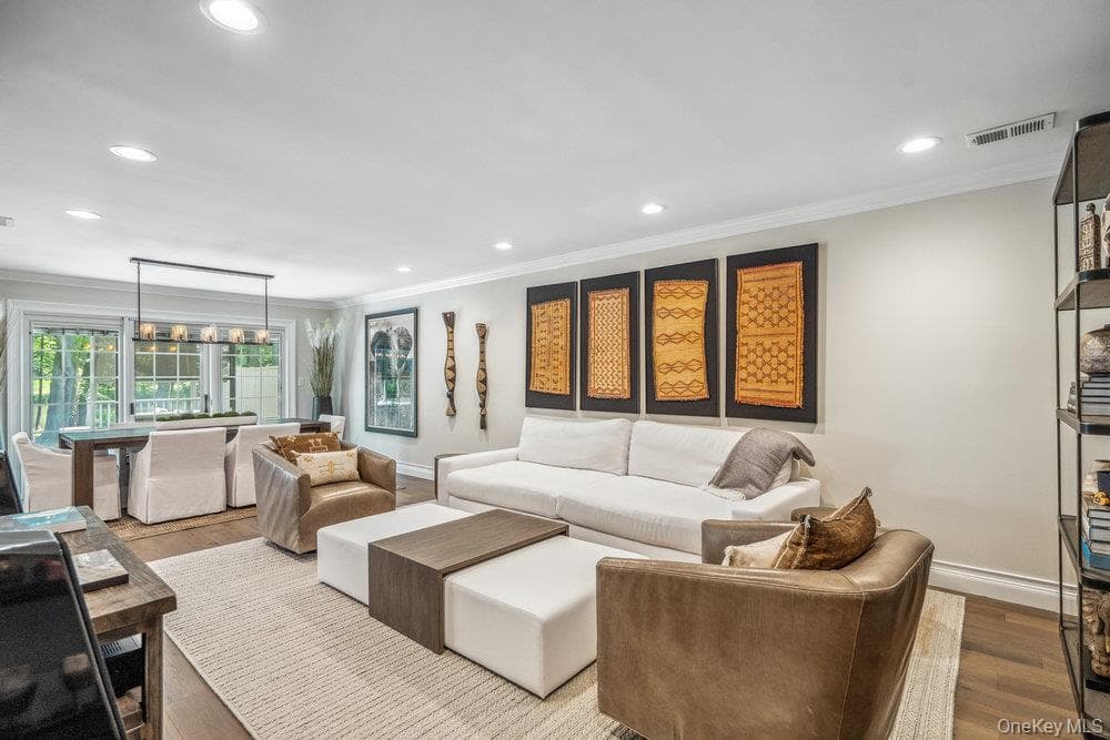 10 Pond View Court thumbnail 7