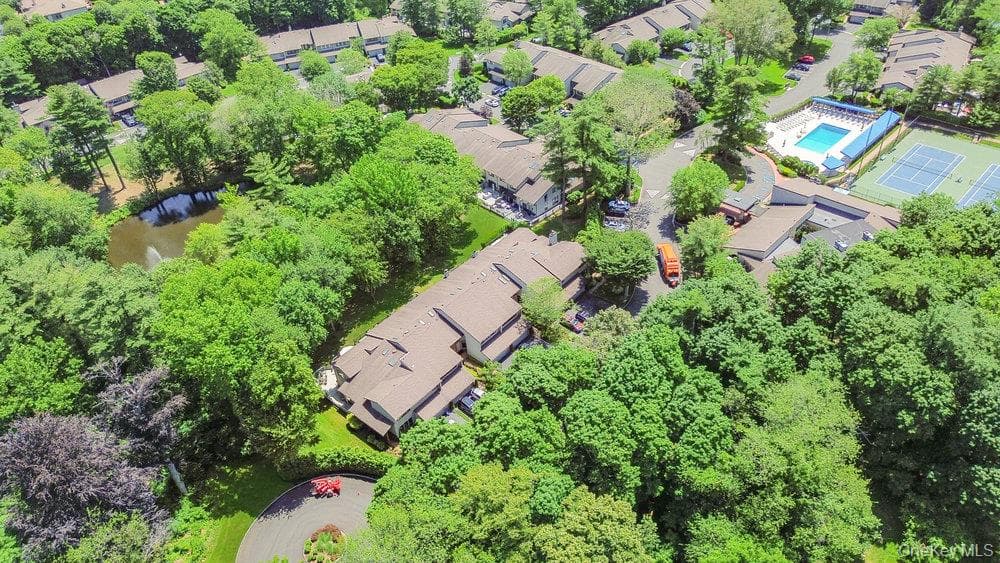 10 Pond View Court thumbnail 42