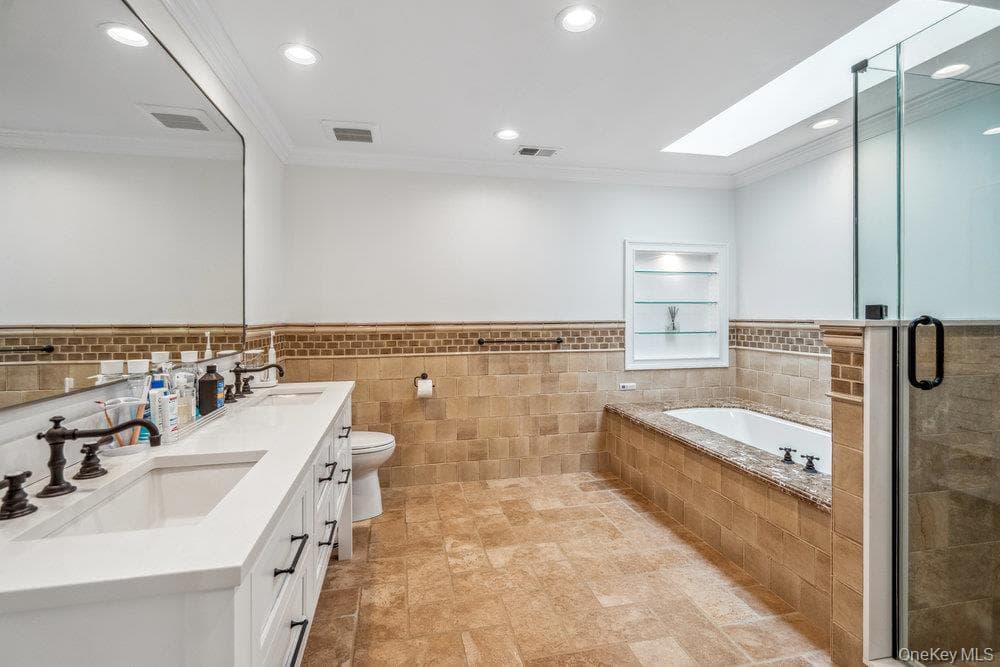 10 Pond View Court thumbnail 24