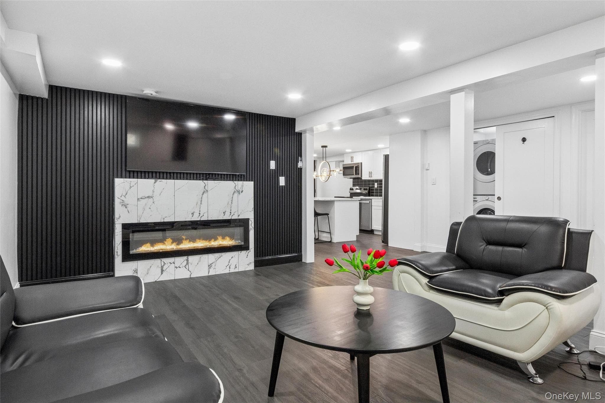 301 Merrick Avenue thumbnail 2